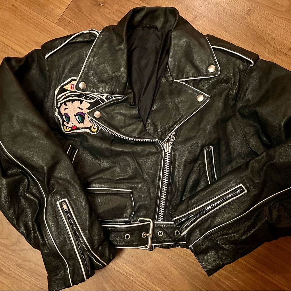 Vintage  Betty Boop Leather Jacket, Small, Excellent Condition, Collectible